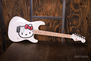 Squier Fender x Hello Kitty White Stratocaster