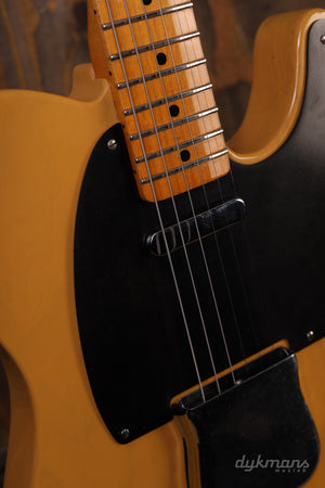 Fender American Vintage '52 Telecaster Butterscotch Blonde