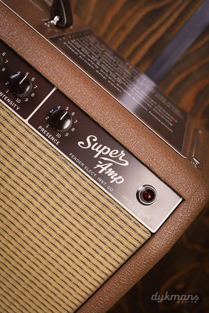 Fender '62 Super Amp
