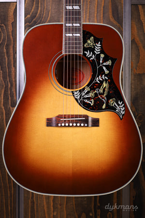 Gibson Hummingbird Standard Red Spruce Honey Burst