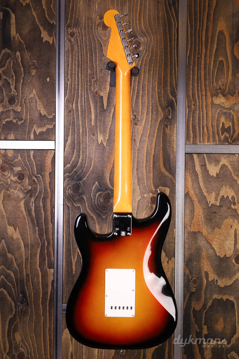 Fender American Vintage II '61 Stratocaster 3-Tone Sunburst