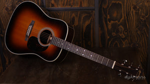 Martin D-28 Sunburst