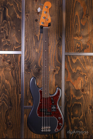Fender Limited Edition Vintera II Road Worn '60s Precision Bass Charcoal Frost Metallic