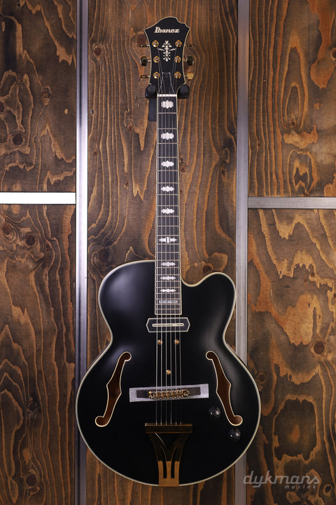 Ibanez PM3C Black Low Gloss Pat Metheny