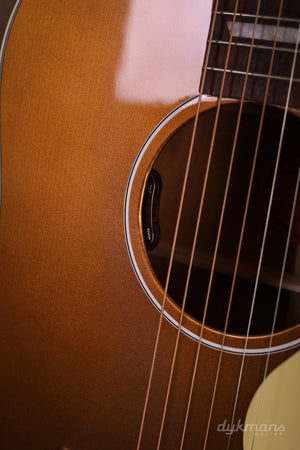 Gibson Dealer Select J-45 Gold Top Gloss