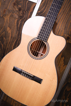 Martin 000C12-16E Nylon