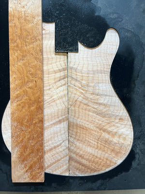 Mayones Regius V24 6 Transparent Turquoise Satin