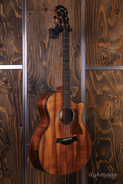 Taylor 724ce PRE-OWNED