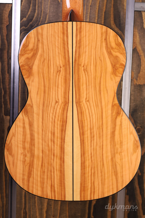 Alhambra 6 Olive Exotic Wood/ Spruce