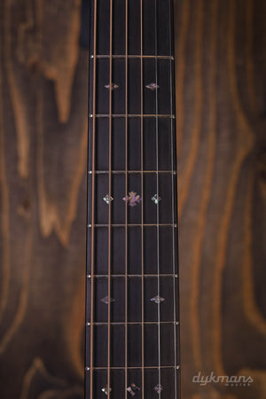 Martin Custom Shop D 14-Fret Guatemalan