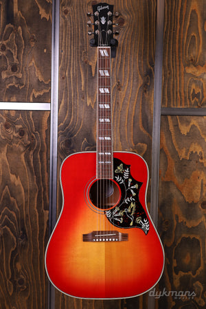 Gibson Hummingbird Standard Vintage Cherry Sunburst