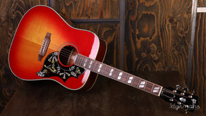 Gibson Hummingbird Standard Vintage Cherry Sunburst