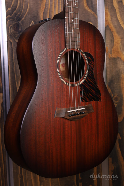 Taylor American Dream AD27e