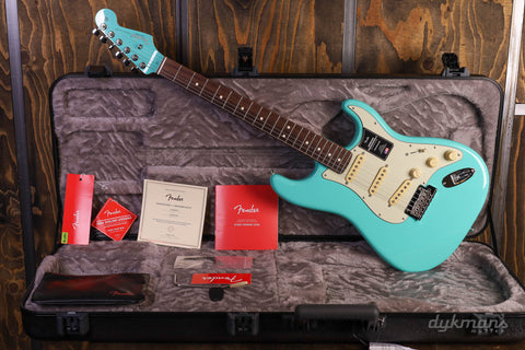 Fender Limited Edition American Pro II Strat Seafoam Green