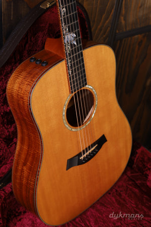 Taylor Custom-DN Koa PRE-OWNED!