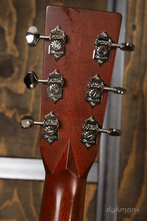 Martin HD-28V