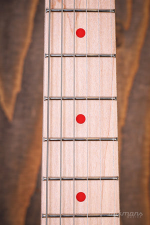 Squier Fender x Hello Kitty White Stratocaster