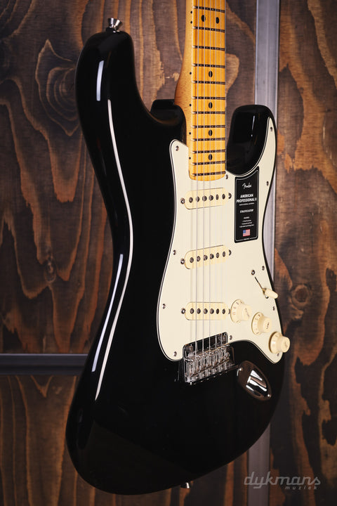 Fender American Professional II Stratocaster Maple Black