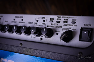 Boss Katana Bass 110 