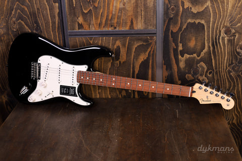 Fender Player Stratocaster Black Pau Ferro