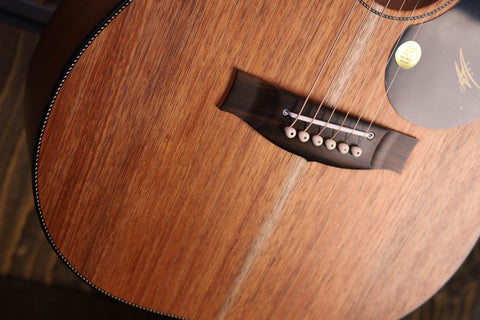 Maton EBW808 Blackwood