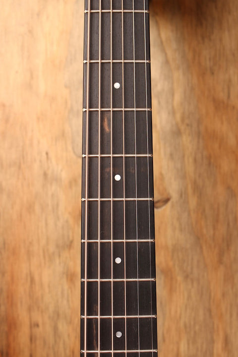 Taylor 214ce plus 